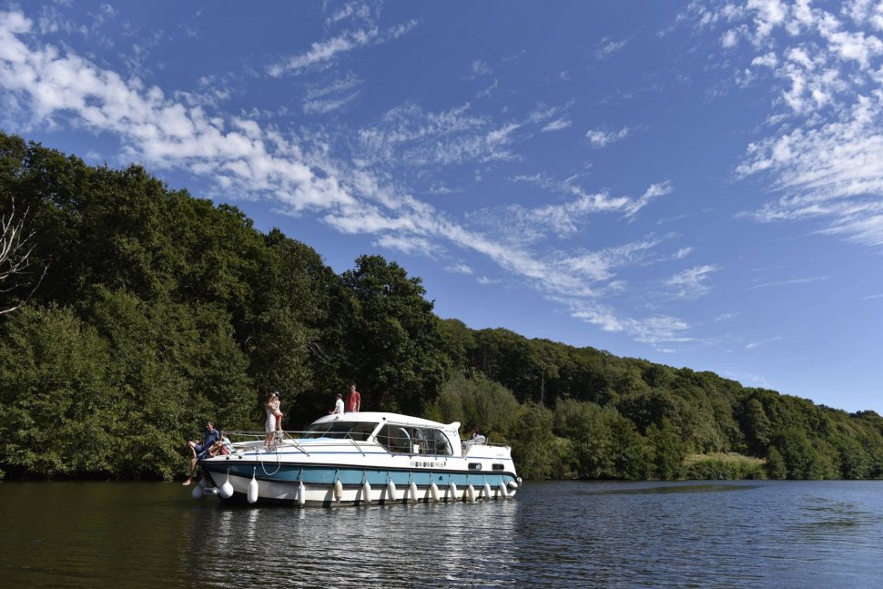 Bateaux de croisière de la vallée